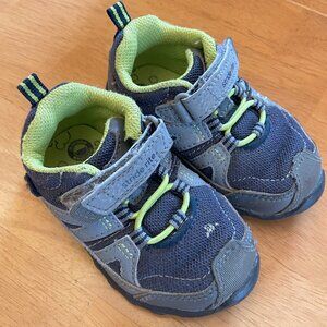 Stride Rite toddler shoes size 5W